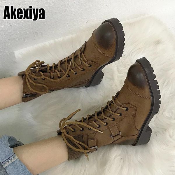 2021 leather round toe cross-tied low-heeled lace up big size 40 handsome girl fashion motorcycle boots ankle boots p621, Black
2021 leather round toe cross-tied low-heeled lace up big size 40 handsome girl fashion motorcycle boots ankle boots p621, Black