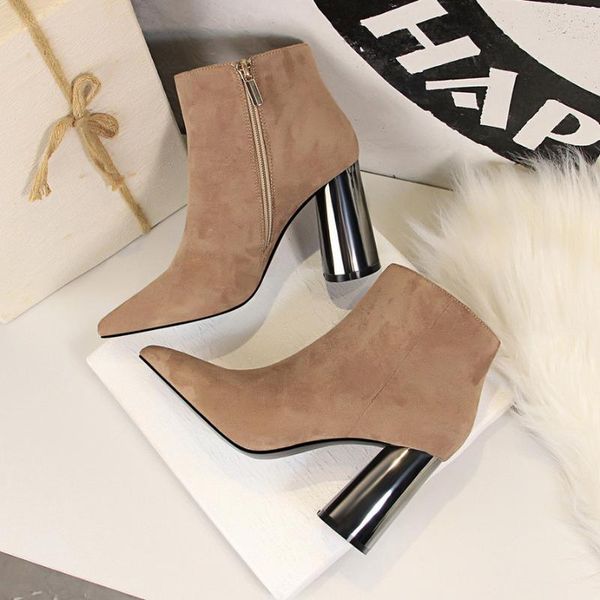 women's boots shoes autumn winter chunky heels pointed suede ankle boots fashion metal heel shoes thick heeled short, Black
women's boots shoes autumn winter chunky heels pointed suede ankle boots fashion metal heel shoes thick heeled short, Black
