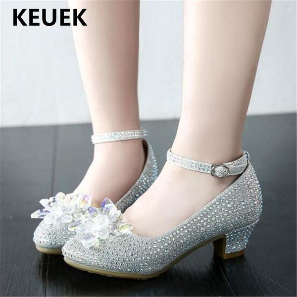 new children dance shoes girls flower rhinestone princess high-heel performance baby kids leather shoes student crystal 02, Black;grey
new children dance shoes girls flower rhinestone princess high-heel performance baby kids leather shoes student crystal 02, Black;grey
