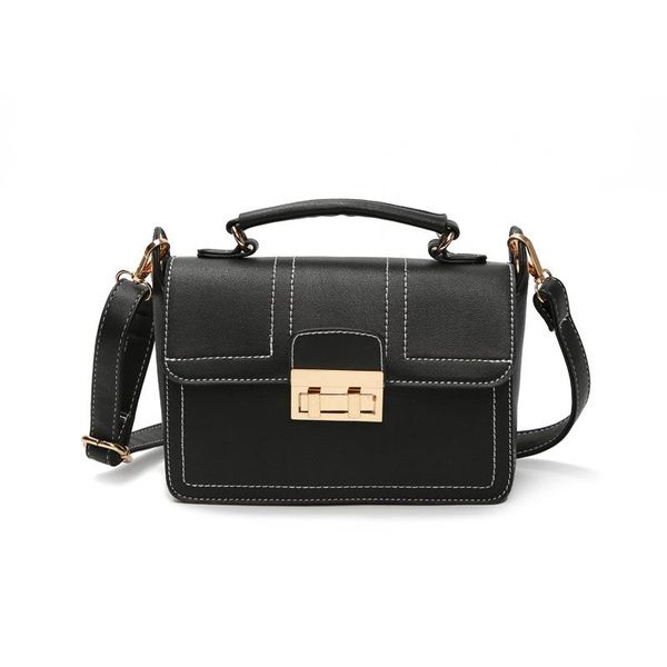 small party bag female 2020 new wild korean red locking bag shoulder diagonal joker simple casual female fashion trend
small party bag female 2020 new wild korean red locking bag shoulder diagonal joker simple casual female fashion trend
