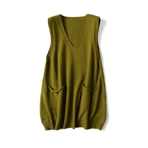 2021 new v-neck knitted women's autumn and winter korean loose wild vest sleeveless sweater w4yu
2021 new v-neck knitted women's autumn and winter korean loose wild vest sleeveless sweater w4yu
