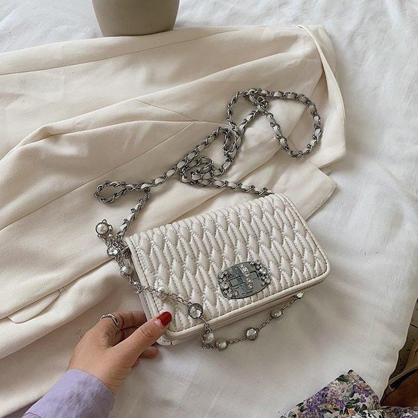 сумка женщин 2020 новая летняя мода crossbody сумка малый ароматный ромб fold rhinestone цепи сумка
сумка женщин 2020 новая летняя мода crossbody сумка малый ароматный ромб fold rhinestone цепи сумка