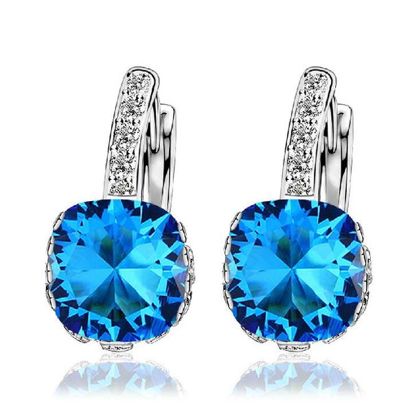 hoop & huggie valentine's gift 2021 luxury fashion earrings white cubic zirconia earring women jewelry, Golden;silver
hoop & huggie valentine's gift 2021 luxury fashion earrings white cubic zirconia earring women jewelry, Golden;silver