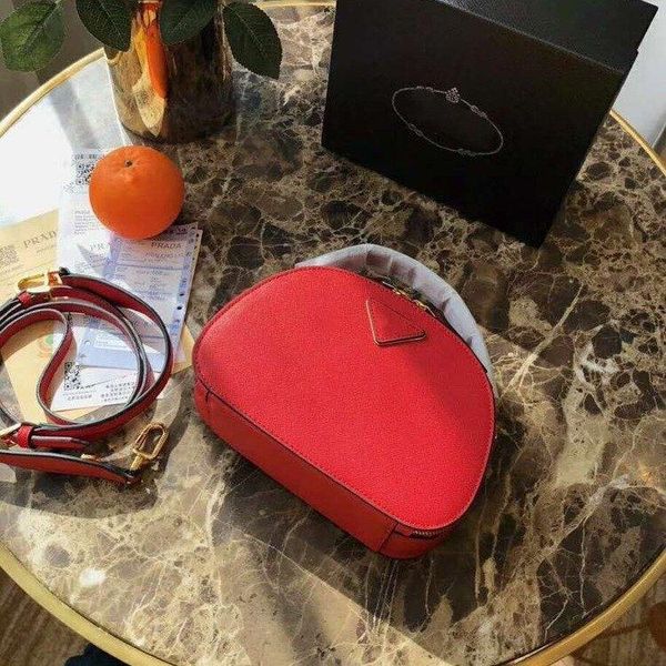 red women handbags purses 2020 style crossbody bag leather women bags main chain shoulder bag 5 color high quality
red women handbags purses 2020 style crossbody bag leather women bags main chain shoulder bag 5 color high quality