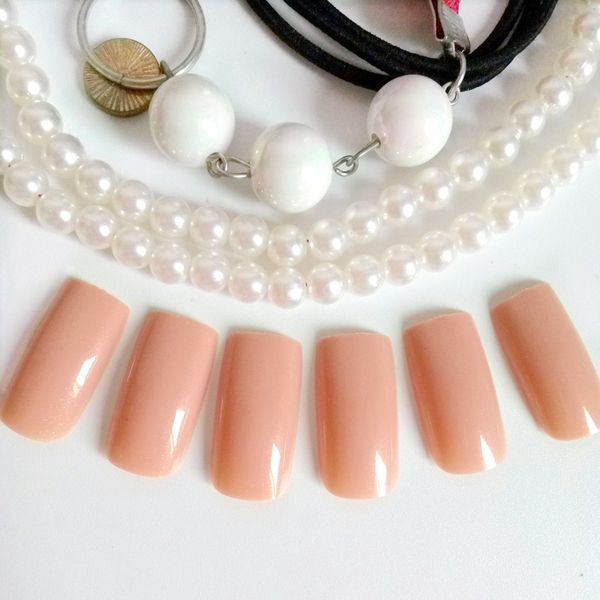 20 pcs shiny nude fake nails long flat acrylic false nails diy nail art manicure tools full cover tip, Red;gold
20 pcs shiny nude fake nails long flat acrylic false nails diy nail art manicure tools full cover tip, Red;gold