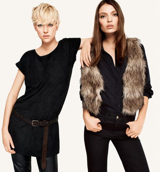 european and american autumn and winter faux fur vest, fur waistcoat, hook and satin lining gradient color coat, Black;white
european and american autumn and winter faux fur vest, fur waistcoat, hook and satin lining gradient color coat, Black;white