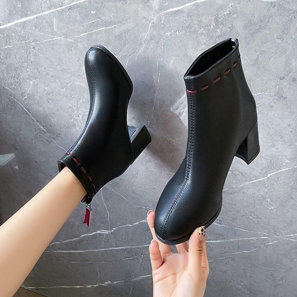 2020 chunky heeled winter warm ankle boots for women square heel short boots plush booties woman high heel black beige
2020 chunky heeled winter warm ankle boots for women square heel short boots plush booties woman high heel black beige