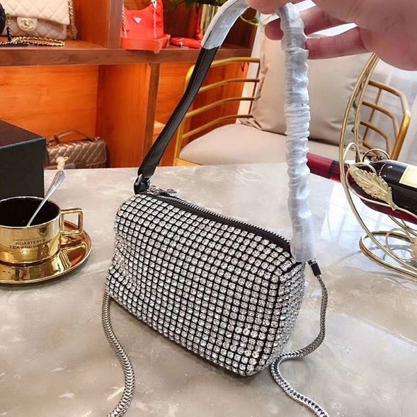 New ins fashion luxury designer spark on full rhinestones diamonds evening party clutch pouch bags woman ladies small handbags
New ins fashion luxury designer spark on full rhinestones diamonds evening party clutch pouch bags woman ladies small handbags