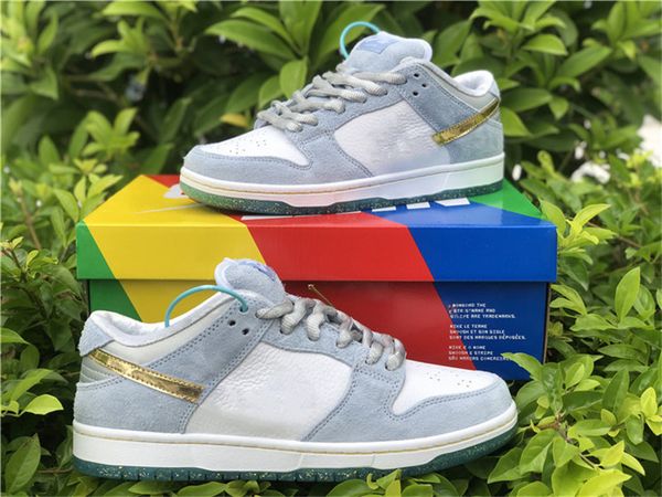 released authentic sean cliver x dunk sb low white psychic blue metallic gold men women skateboard shoes outdoor sneakers with original box
released authentic sean cliver x dunk sb low white psychic blue metallic gold men women skateboard shoes outdoor sneakers with original box