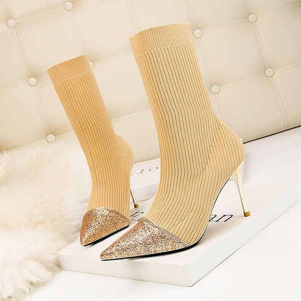 autumn and winter women's boots stretch socks boots high heels knit skinny stiletto tube pointed bare boots34-41, Black
autumn and winter women's boots stretch socks boots high heels knit skinny stiletto tube pointed bare boots34-41, Black