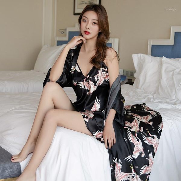 casual sleep suit 2pcs sleepwear print women nighty&robe set nightgown satin bride bridesmaid wedding robe kimono gown1, Black;red
casual sleep suit 2pcs sleepwear print women nighty&robe set nightgown satin bride bridesmaid wedding robe kimono gown1, Black;red