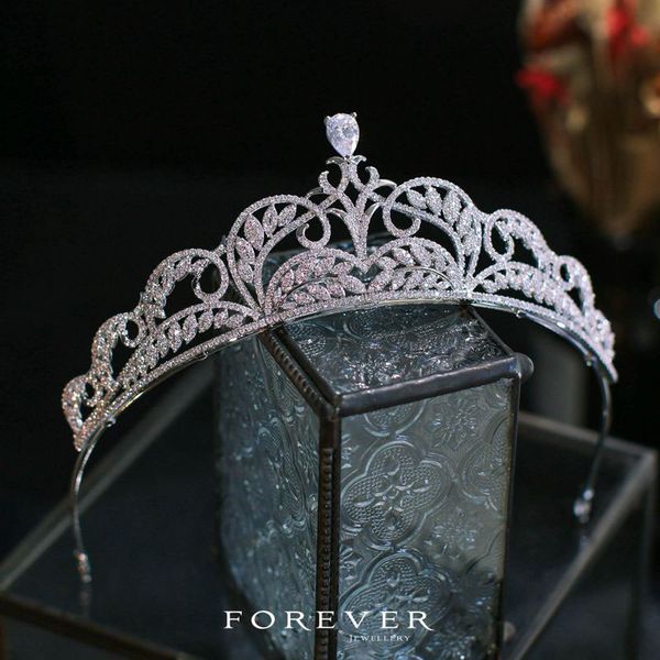 luxurious atmosphere bride micro set zircon headdress wedding dress accessories princess crown flash, Silver
luxurious atmosphere bride micro set zircon headdress wedding dress accessories princess crown flash, Silver