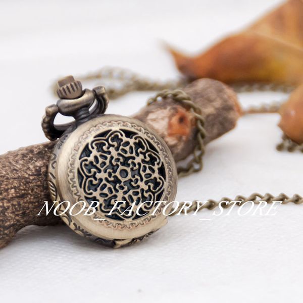 new quartz vintage small bronze golden crown flower pocket watch necklace sweater chain jewelry hanging watch copper color steel bezel, Slivery;golden
new quartz vintage small bronze golden crown flower pocket watch necklace sweater chain jewelry hanging watch copper color steel bezel, Slivery;golden