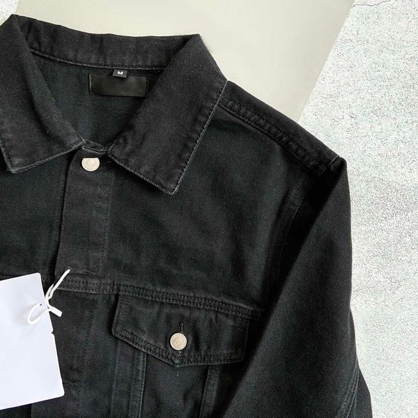 men fashion denim jacket embroidery letter pattern spring autumn casual coats mens outerwear trendy pocket jackets clothing sale, Black;brown 
men fashion denim jacket embroidery letter pattern spring autumn casual coats mens outerwear trendy pocket jackets clothing sale, Black;brown