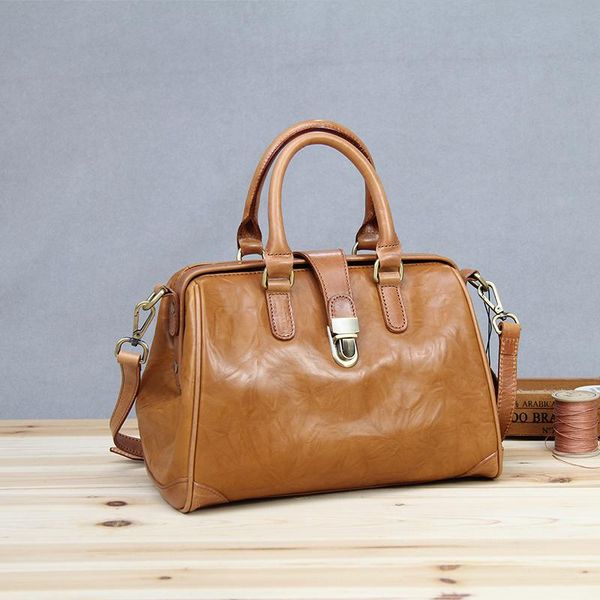 xhty leather bag handbag mouth bag hand grab handbag wrinkled crossbody 
xhty leather bag handbag mouth bag hand grab handbag wrinkled crossbody