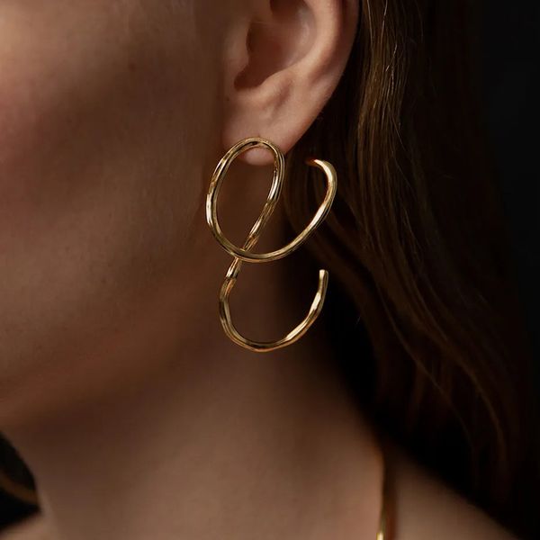 des boucles d'oreilles line ear hook design sense winding ear stud french style small and simple retro ear clip no hole earring, Silver
des boucles d'oreilles line ear hook design sense winding ear stud french style small and simple retro ear clip no hole earring, Silver