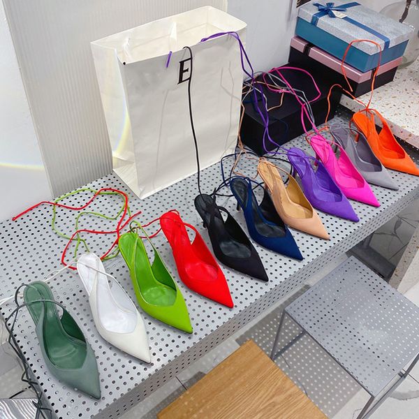 2022 women's pointed formal shoes fashion wedding party silk high heels foot binding sandals heel 7.5cm size 35-42 belt box, Black
2022 women's pointed formal shoes fashion wedding party silk high heels foot binding sandals heel 7.5cm size 35-42 belt box, Black