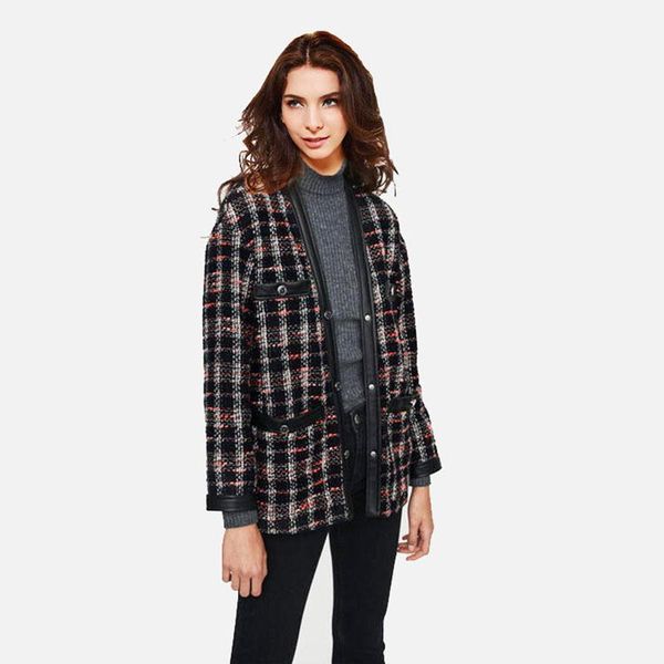 women's jackets 2021 france fashion female plaid knitted coat long sleeve rivets shirt winter lady genuine leather pocket jacket1, Black;brown
women's jackets 2021 france fashion female plaid knitted coat long sleeve rivets shirt winter lady genuine leather pocket jacket1, Black;brown