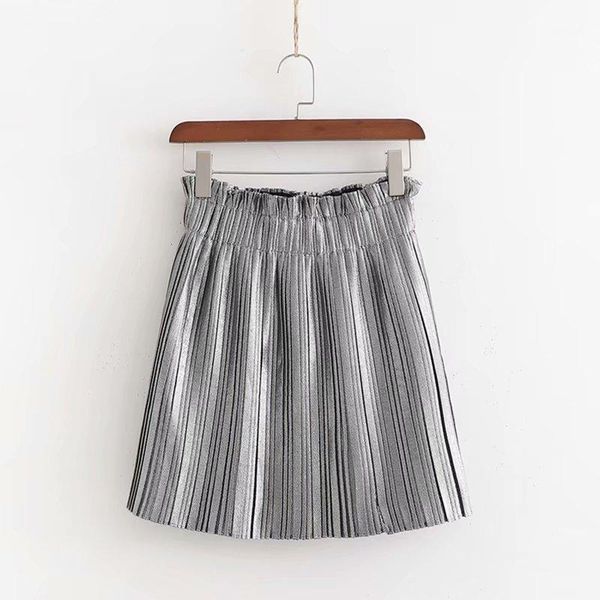 2019 women elegant solid pleated skirts elastic paperbag waist european style female sweet grey ruffles mini skirts qun4101, Black
2019 women elegant solid pleated skirts elastic paperbag waist european style female sweet grey ruffles mini skirts qun4101, Black