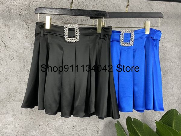 2020 new ladies fashion solid color crystal diamond pleated skirt 1014 y1214, Black
2020 new ladies fashion solid color crystal diamond pleated skirt 1014 y1214, Black