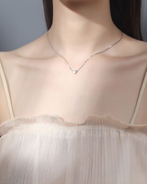 2020 factory ins fashion japanese korean heart-shaped love necklace female simple literary clavicle chain female student day gift accessori, Silver
2020 factory ins fashion japanese korean heart-shaped love necklace female simple literary clavicle chain female student day gift accessori, Silver