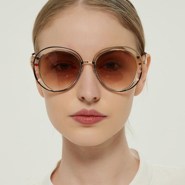2021 Round Sunglasses Women Oversize Luxury Fashion Sun Glasses Vintage Ladies Eyewear Girls Brand Desinger Female Big Shades, White;black
2021 Round Sunglasses Women Oversize Luxury Fashion Sun Glasses Vintage Ladies Eyewear Girls Brand Desinger Female Big Shades, White;black