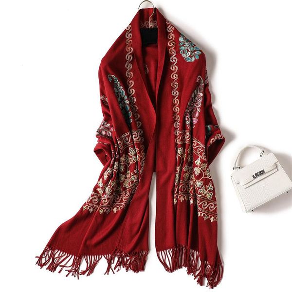 2020 cashmere women scarf winter warm embroidery shawls and wraps wool long female foulard thicken blanket, Blue;gray
2020 cashmere women scarf winter warm embroidery shawls and wraps wool long female foulard thicken blanket, Blue;gray