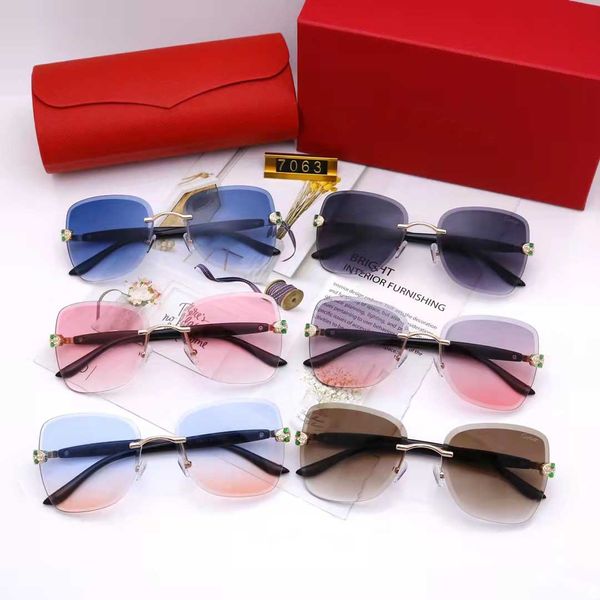2022 sunglasses women men designer high fashion trend new metal glasses retro style 01, White;black
2022 sunglasses women men designer high fashion trend new metal glasses retro style 01, White;black