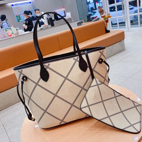 ladies brand handbags ladies designer new composite bag coin purse classic presbyopia letter leather shoulder bag
ladies brand handbags ladies designer new composite bag coin purse classic presbyopia letter leather shoulder bag