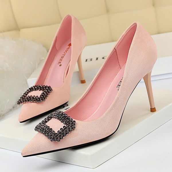2021 new style wedding shallow mouth suede stiletto was thin pointed toe-to-toe strass buckle high-heeled shoes 9km4, Black
2021 new style wedding shallow mouth suede stiletto was thin pointed toe-to-toe strass buckle high-heeled shoes 9km4, Black