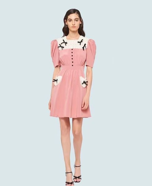 square of wind of restore ancient ways palace gets reduce age to collide with color lace hollow out lace to spell pressure pleats to receive, Black;gray
square of wind of restore ancient ways palace gets reduce age to collide with color lace hollow out lace to spell pressure pleats to receive, Black;gray