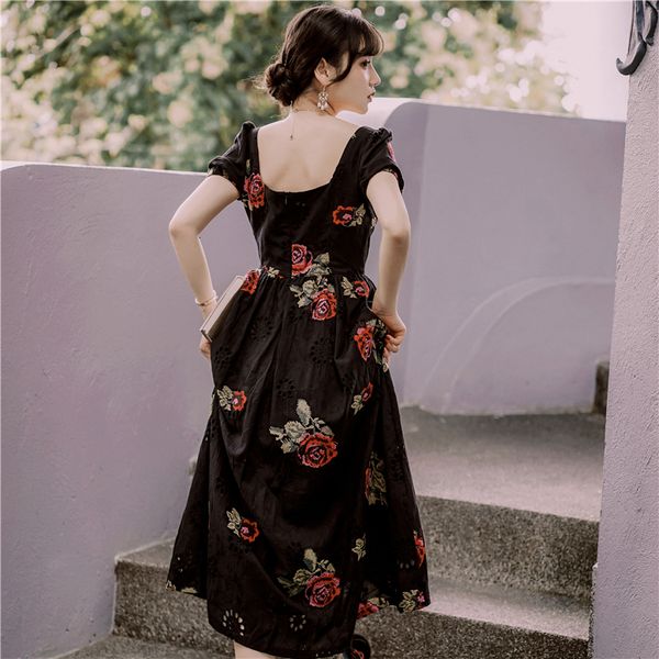 2021 summer adjustment and enlargement floral embroidery dressed long jacquard a8nt, Black;gray
2021 summer adjustment and enlargement floral embroidery dressed long jacquard a8nt, Black;gray