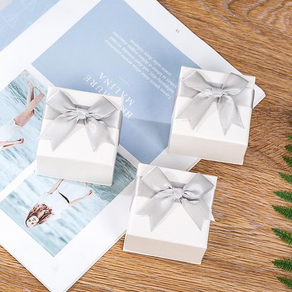 manufacturers 1pcs 7*7*4.5cm jewelry packaging box high-end ring box with ribbon bow gift boxes for jewellery
manufacturers 1pcs 7*7*4.5cm jewelry packaging box high-end ring box with ribbon bow gift boxes for jewellery