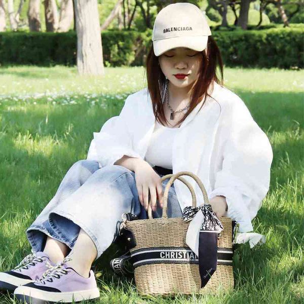 2022 factory wholesale new dr straw bag women's ins shoulder bag broadband travel street ps
2022 factory wholesale new dr straw bag women's ins shoulder bag broadband travel street ps