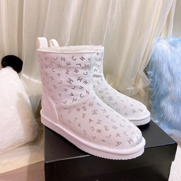 designer womens boots luxury white suede alphabet rhinestone decoration round head flat heel with box size 35-40, Black
designer womens boots luxury white suede alphabet rhinestone decoration round head flat heel with box size 35-40, Black