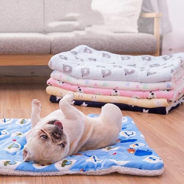 Pet Mats Warm Thick with Non-slip Function Autumn and Winter Suitable for Cats and Dogs in Winter to Keep Warm
Pet Mats Warm Thick with Non-slip Function Autumn and Winter Suitable for Cats and Dogs in Winter to Keep Warm