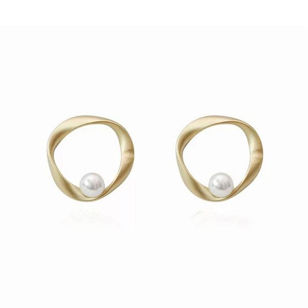925 sterling silver korean version of the simple temperament ins frosted pearl earrings luxury jewelry design irregular earrings
925 sterling silver korean version of the simple temperament ins frosted pearl earrings luxury jewelry design irregular earrings