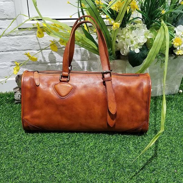 2020 autumn/winter new bag retro fashion leather bag long handmade leather rubbing color travel baotou layer cowhide
2020 autumn/winter new bag retro fashion leather bag long handmade leather rubbing color travel baotou layer cowhide