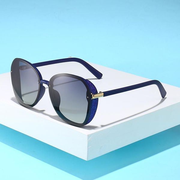 summer fashion sunglasses men sunglasses women designer uv400 sun glasses, White;black
summer fashion sunglasses men sunglasses women designer uv400 sun glasses, White;black