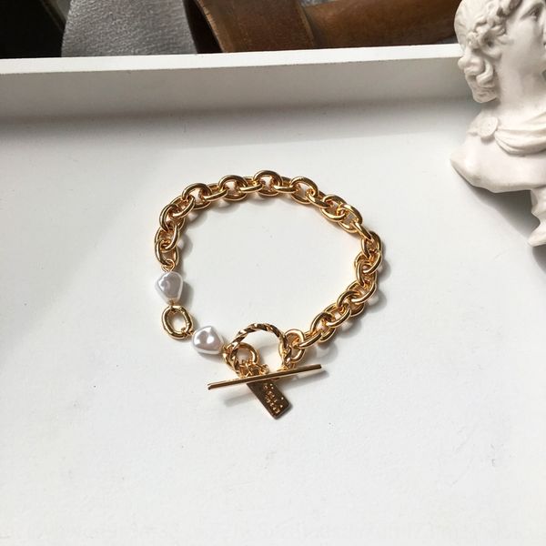 creative and personalized daily wear chain style atmosphere wind lock chain simple street snap bracelet lock bracelet fcqkh, Golden;silver
creative and personalized daily wear chain style atmosphere wind lock chain simple street snap bracelet lock bracelet fcqkh, Golden;silver