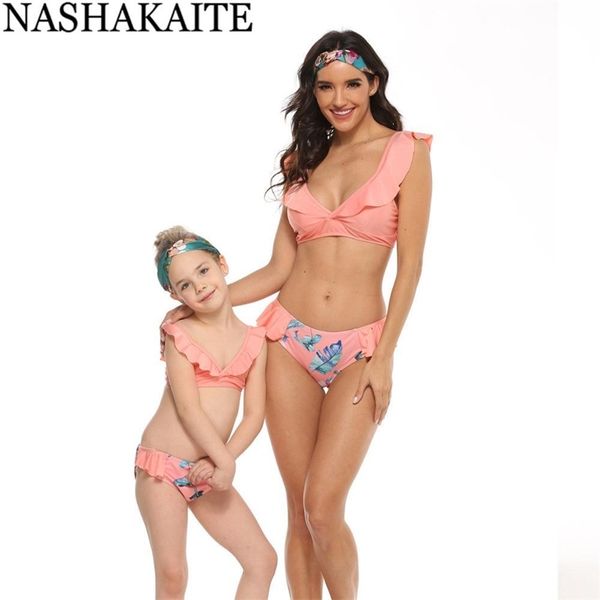 nashakaite mom and daughter swimsuit pink leaf printed ruffles bikini set summer beach swimming suit mommy and me clothes y200713, Blue
nashakaite mom and daughter swimsuit pink leaf printed ruffles bikini set summer beach swimming suit mommy and me clothes y200713, Blue