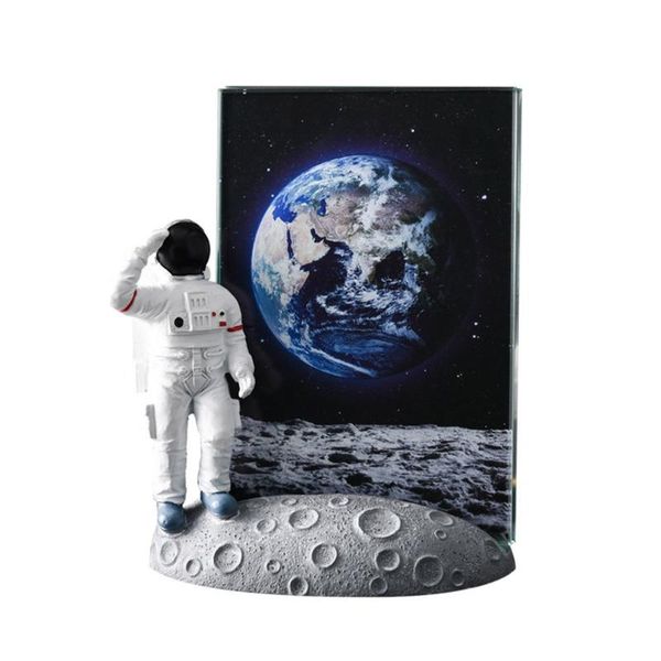 nordic starry p frame for home decoration ornaments resin astronaut p frames spaceman miniature model
nordic starry p frame for home decoration ornaments resin astronaut p frames spaceman miniature model