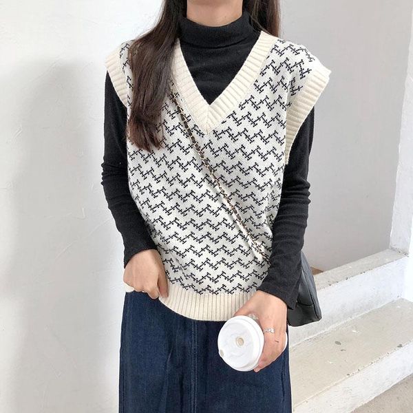 women's vests autumn / winter 2021 knitted pullover sleeveless jacket korean version lazy loose versatile shoulder sweater, Black;white
women's vests autumn / winter 2021 knitted pullover sleeveless jacket korean version lazy loose versatile shoulder sweater, Black;white
