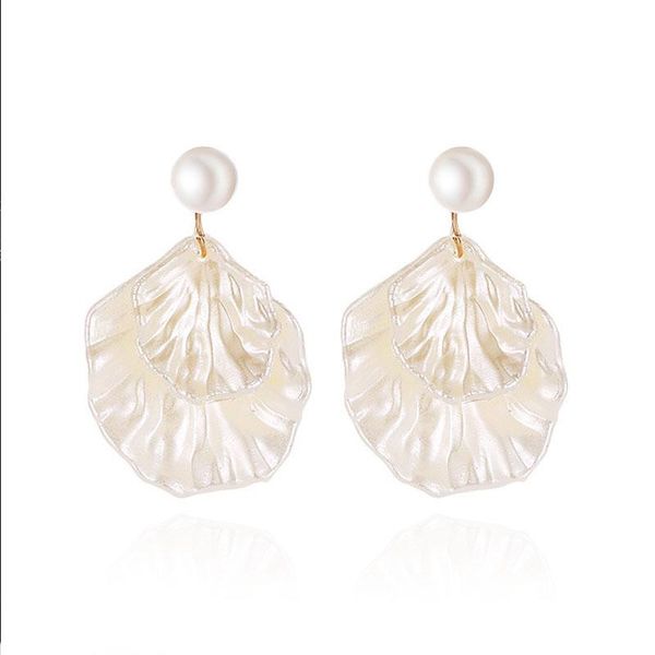 stud fun-beauty 2021 ladies pearl shell temperament earrings selling simple wild sweet earstuds, Golden;silver
stud fun-beauty 2021 ladies pearl shell temperament earrings selling simple wild sweet earstuds, Golden;silver