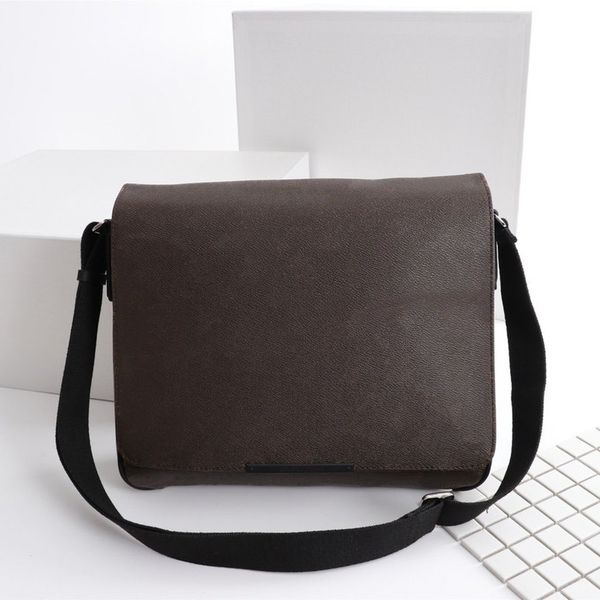 classic messenger bag men shoulder bags women fashion cute style leather canvas mens crossbody bag men handbags for ladies size: 33*27*9cm
classic messenger bag men shoulder bags women fashion cute style leather canvas mens crossbody bag men handbags for ladies size: 33*27*9cm
