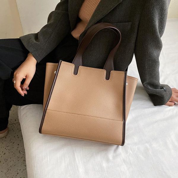 simple design solid color leather shoulder bag wild large capacity women's handbag autumn and winter new women's big bag
simple design solid color leather shoulder bag wild large capacity women's handbag autumn and winter new women's big bag
