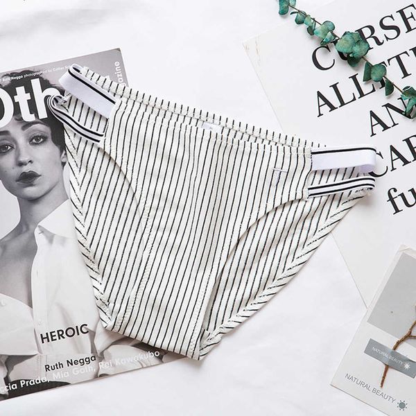 2020 new ladies underwear hollow panties women seamless girly low-rise women's striped under, Black;pink
2020 new ladies underwear hollow panties women seamless girly low-rise women's striped under, Black;pink