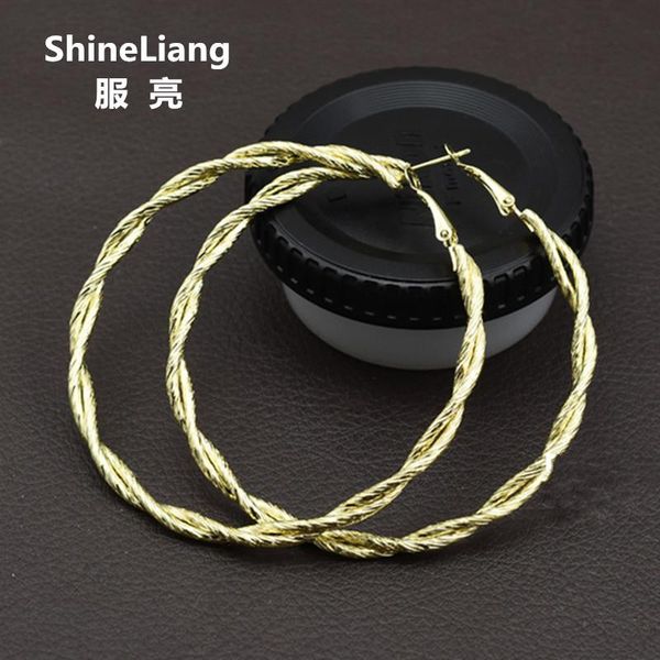 twist big circle hoop earring for women fashion jewelry 2021 beautiful lovely exaggeration personality wholesale ladies earrings, Golden;silver
twist big circle hoop earring for women fashion jewelry 2021 beautiful lovely exaggeration personality wholesale ladies earrings, Golden;silver