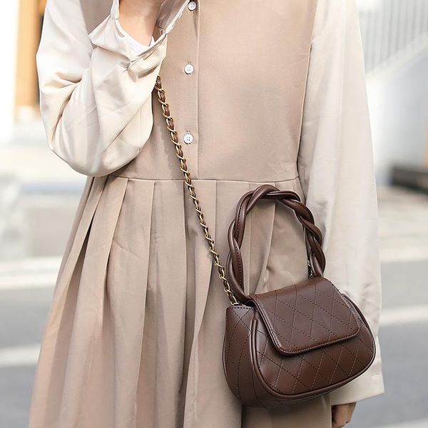 shoulder bags elegant female solid color tote bag 2021 fashion high-quality leather women's designer handbag cover messenger
shoulder bags elegant female solid color tote bag 2021 fashion high-quality leather women's designer handbag cover messenger