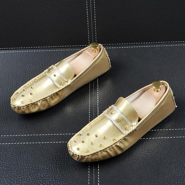 new fashion luxury designer men rivet slip on gommino flats shoes man loafers dress shoe moccasins zapatos de novio, Black 
new fashion luxury designer men rivet slip on gommino flats shoes man loafers dress shoe moccasins zapatos de novio, Black